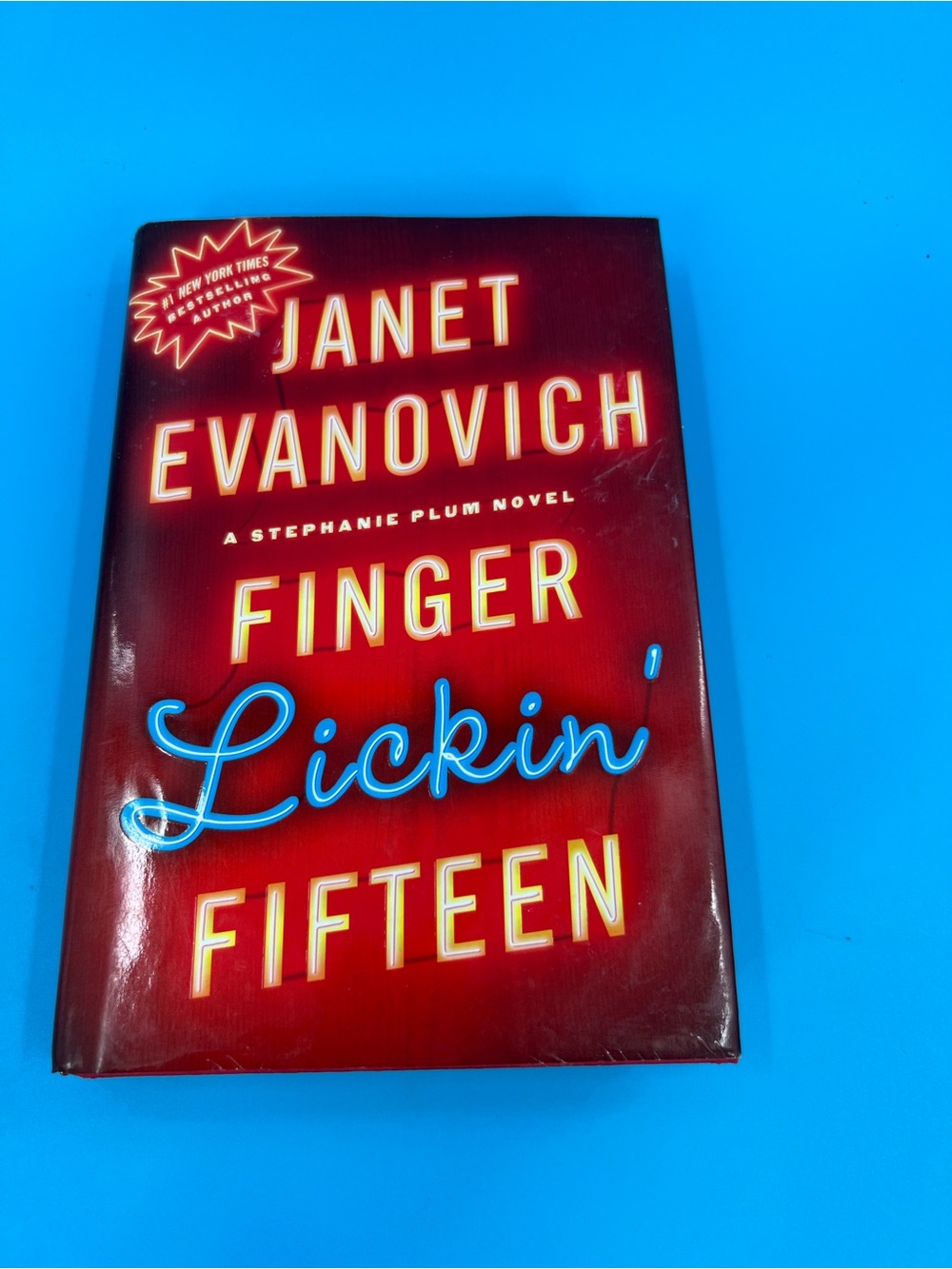 Finger Lickin Fifteen Janet Evanovich Hardcover⁠